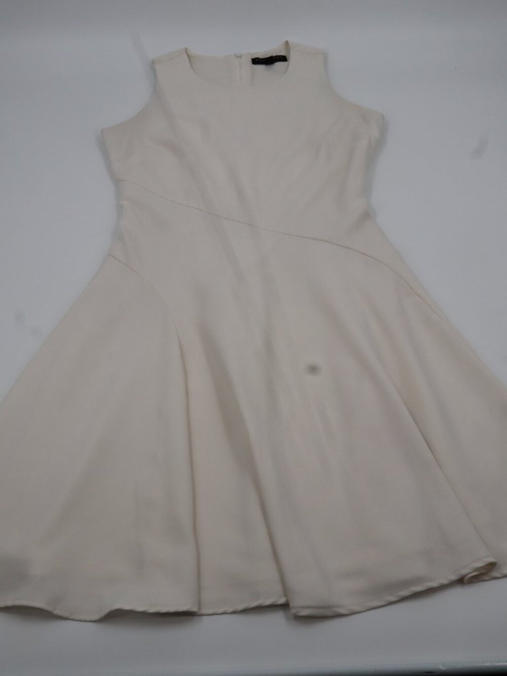 Banana Republic Fit and Flare Dress Womens 2 Cream Sleeveless Asymmetrical Seam